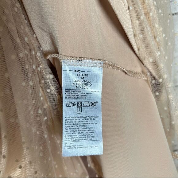 Banana Republic Women’s Beige Tiered Pindot Tulle Top Blouse Medium Petite MP - Picture 9 of 9